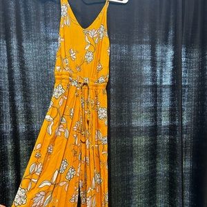 Great condition yellow romper size XS